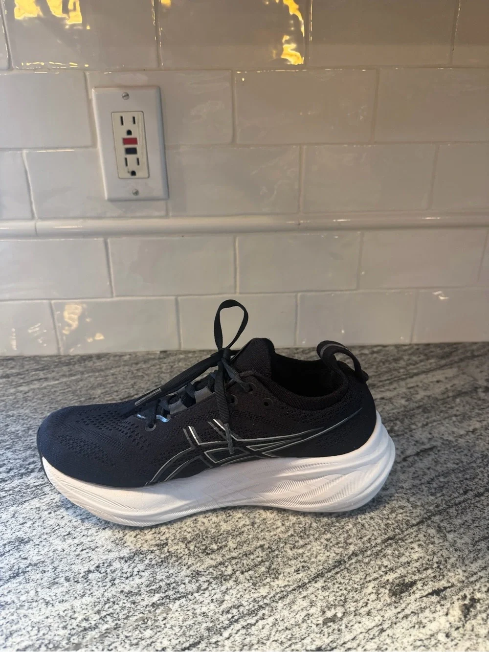Asics comes been